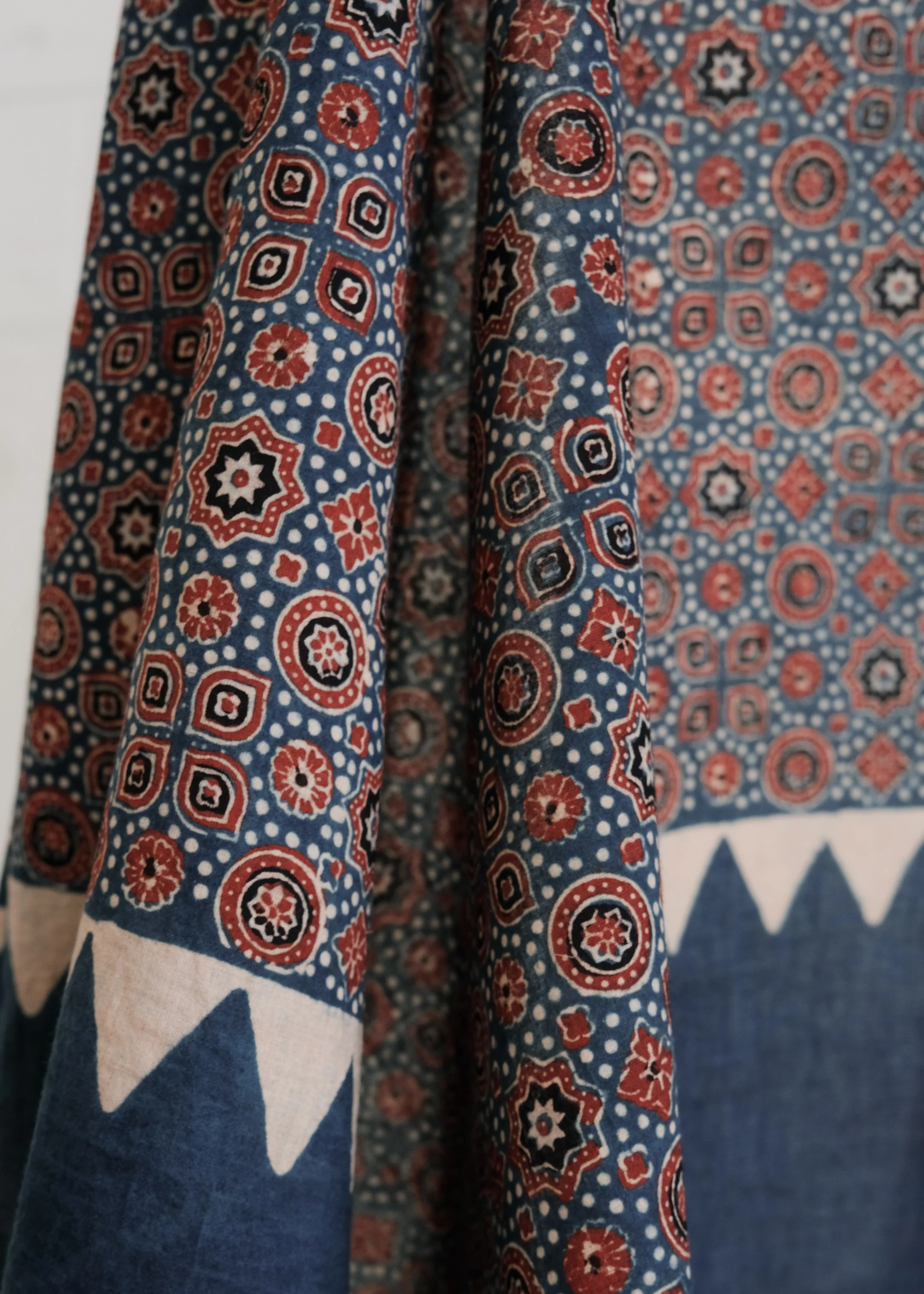Ajrakh Block Print Shawl - Handwoven Cotton - Classic - Image 3