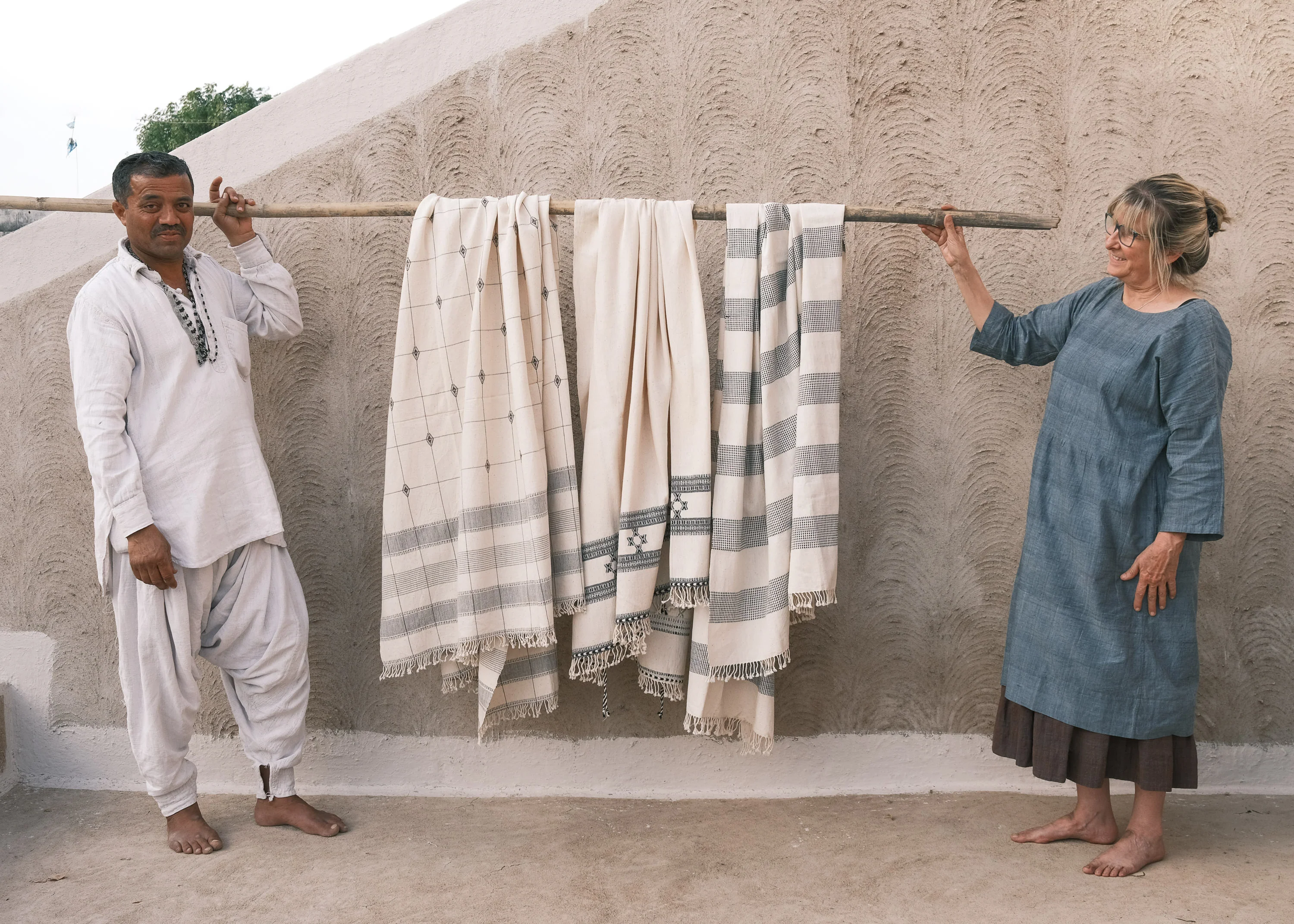 Bhujodi Blanket Shawl - Handwoven Kala Cotton - Ash & Natural - Image 7