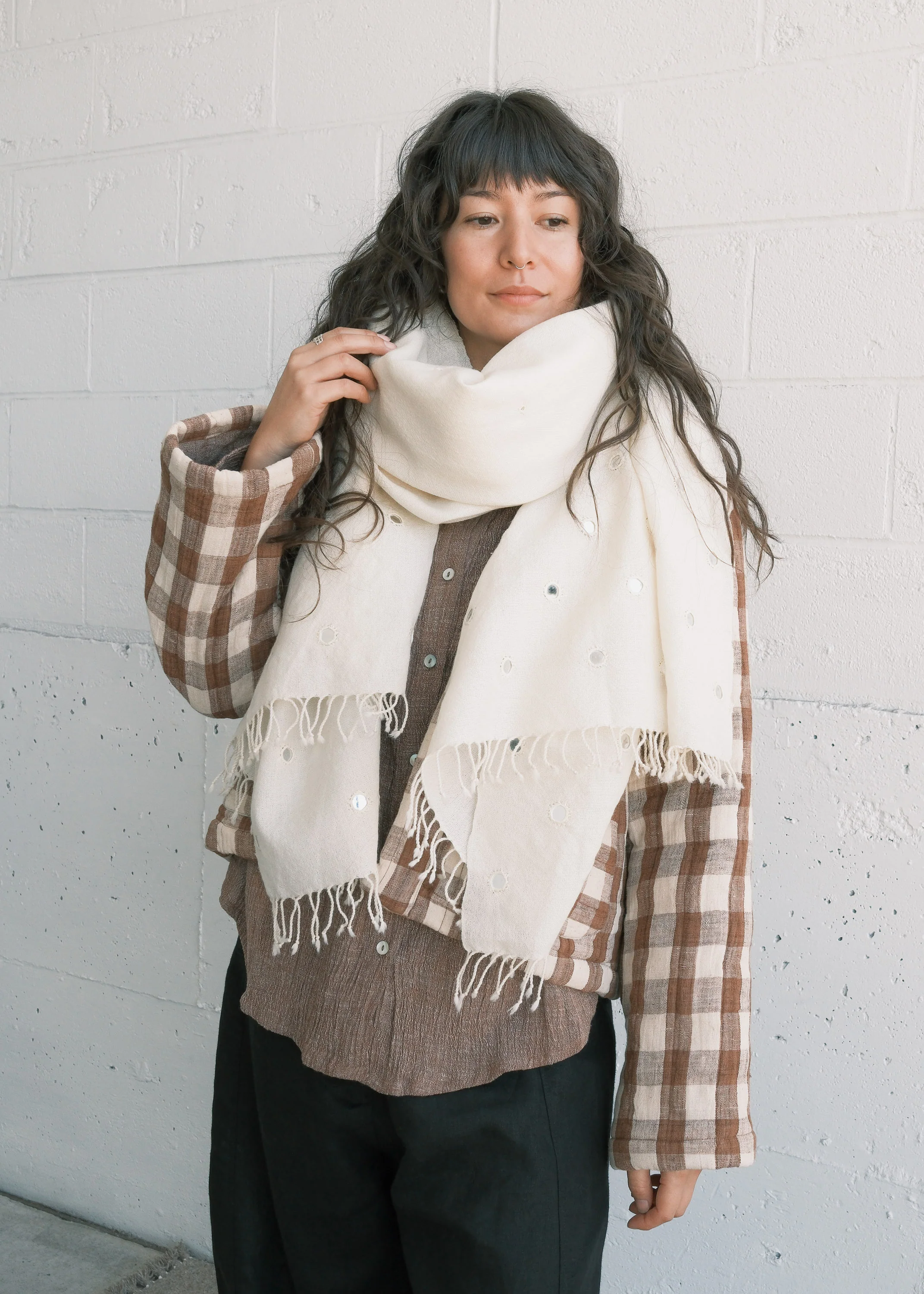 Bhujodi Shawl - Wool - Oyster Pearl - Image 2