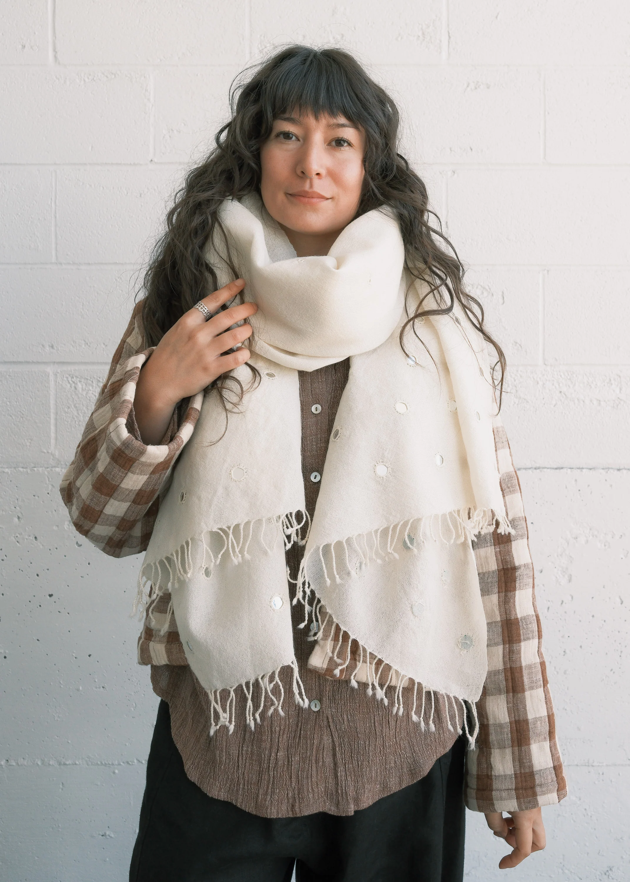 Bhujodi Shawl - Wool - Oyster Pearl - Image 3