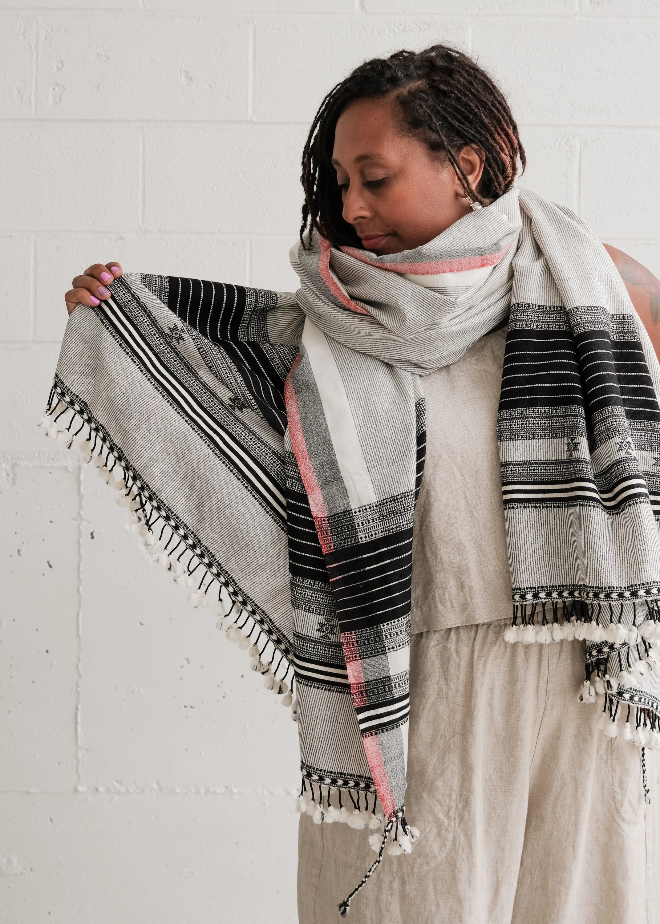 Bhujodi - Wool Shawl - Fine Stripe - Image 13
