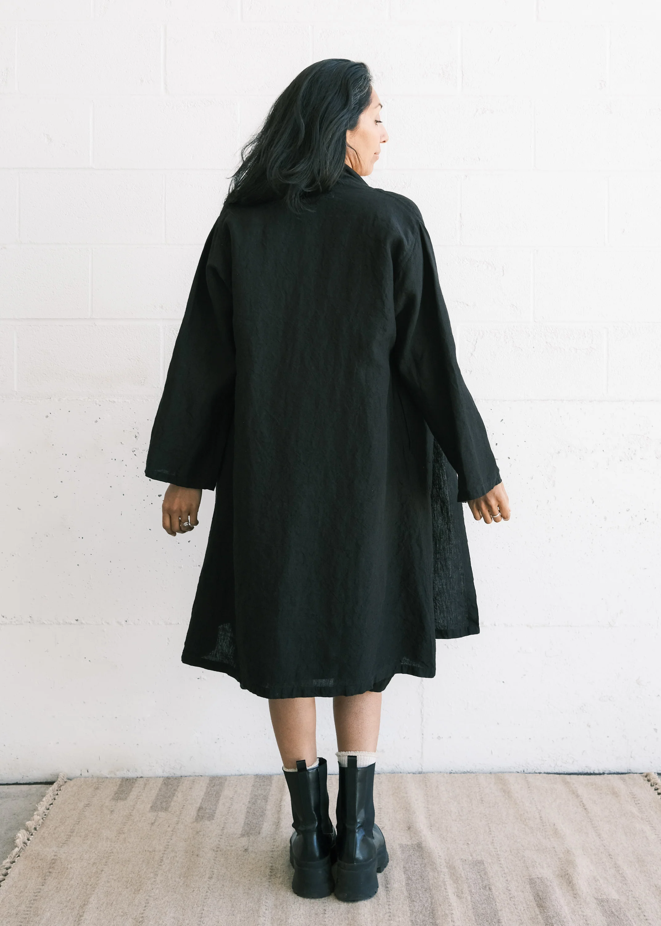 Chandigarh Coat - Handwoven Linen - Midnight - Image 2