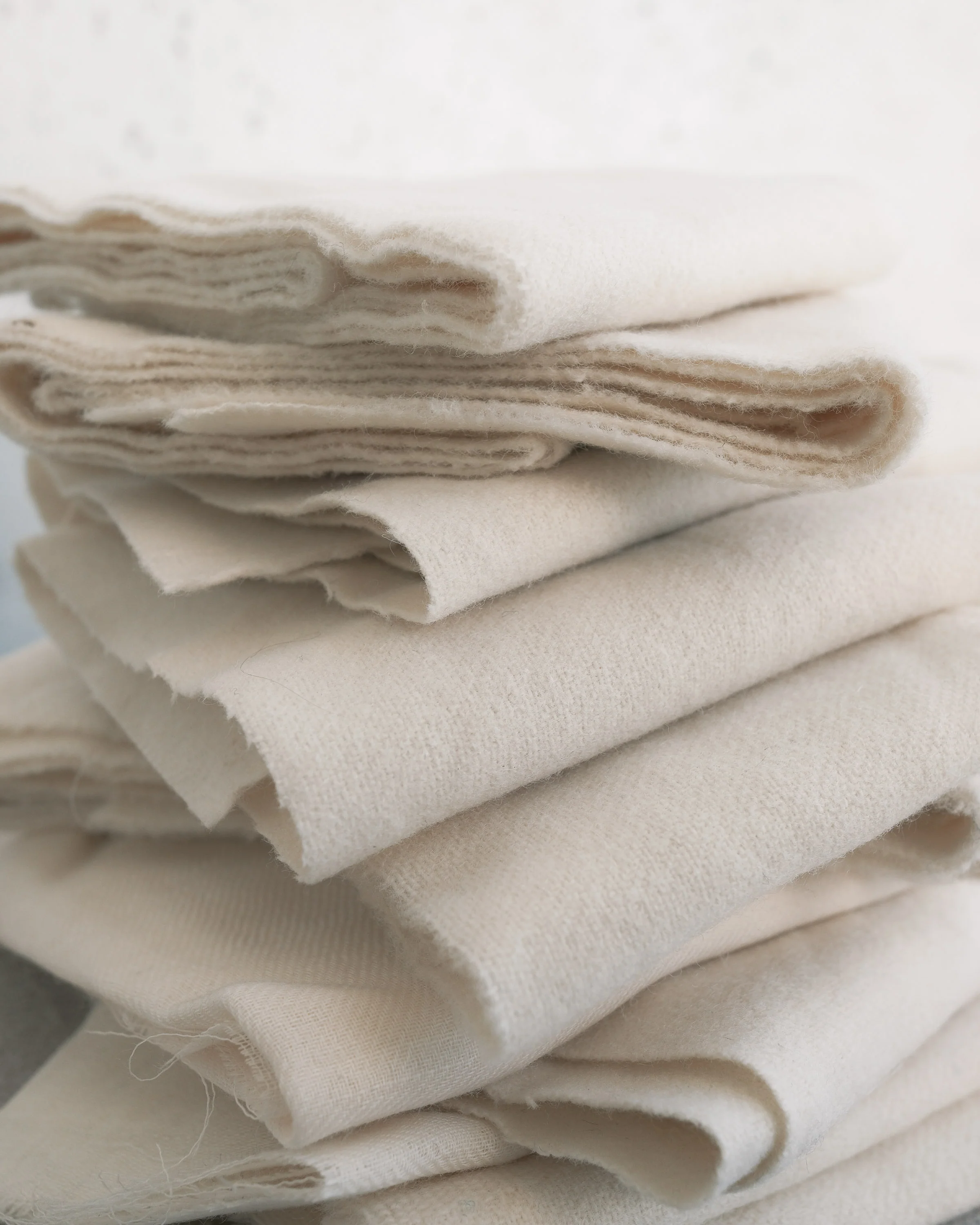 Fabric Offcuts - Mixture of natural fibres - Image 8