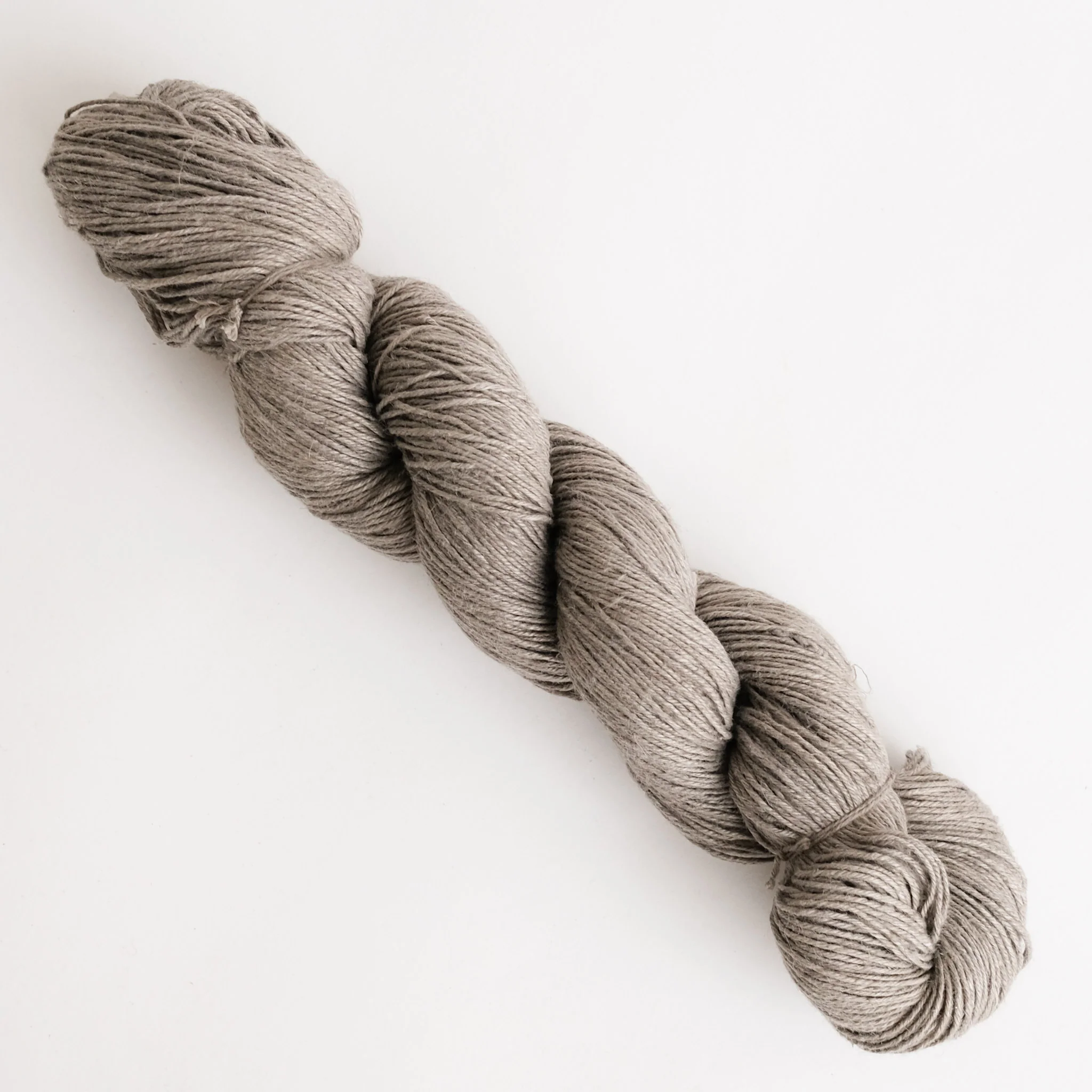 Honest Yarn - Naturally Dyed Organic Linen - Sport - Smoke - Image 4