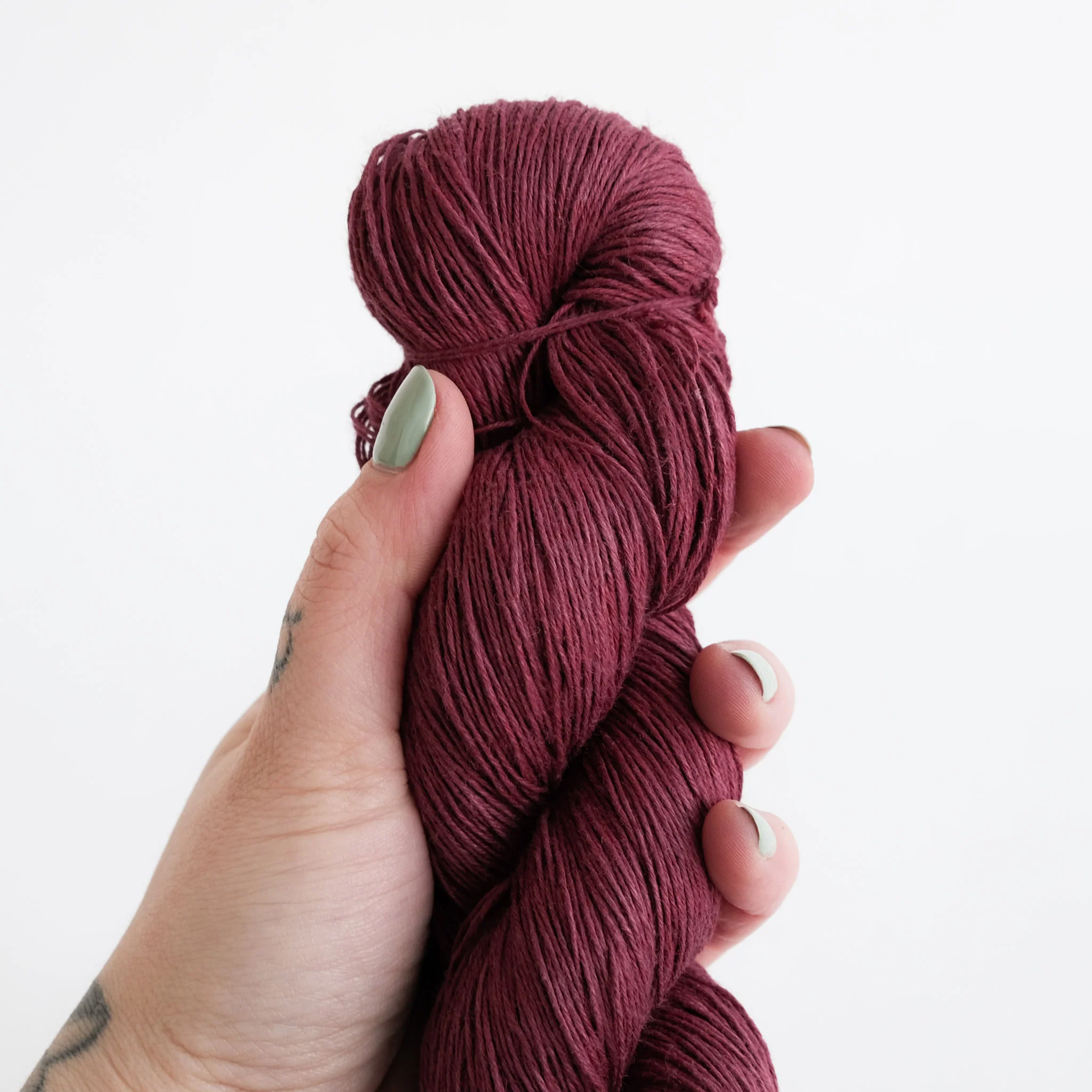 Honest Yarn - Naturally Dyed Organic Linen - Fingering -  Lac - Image 3