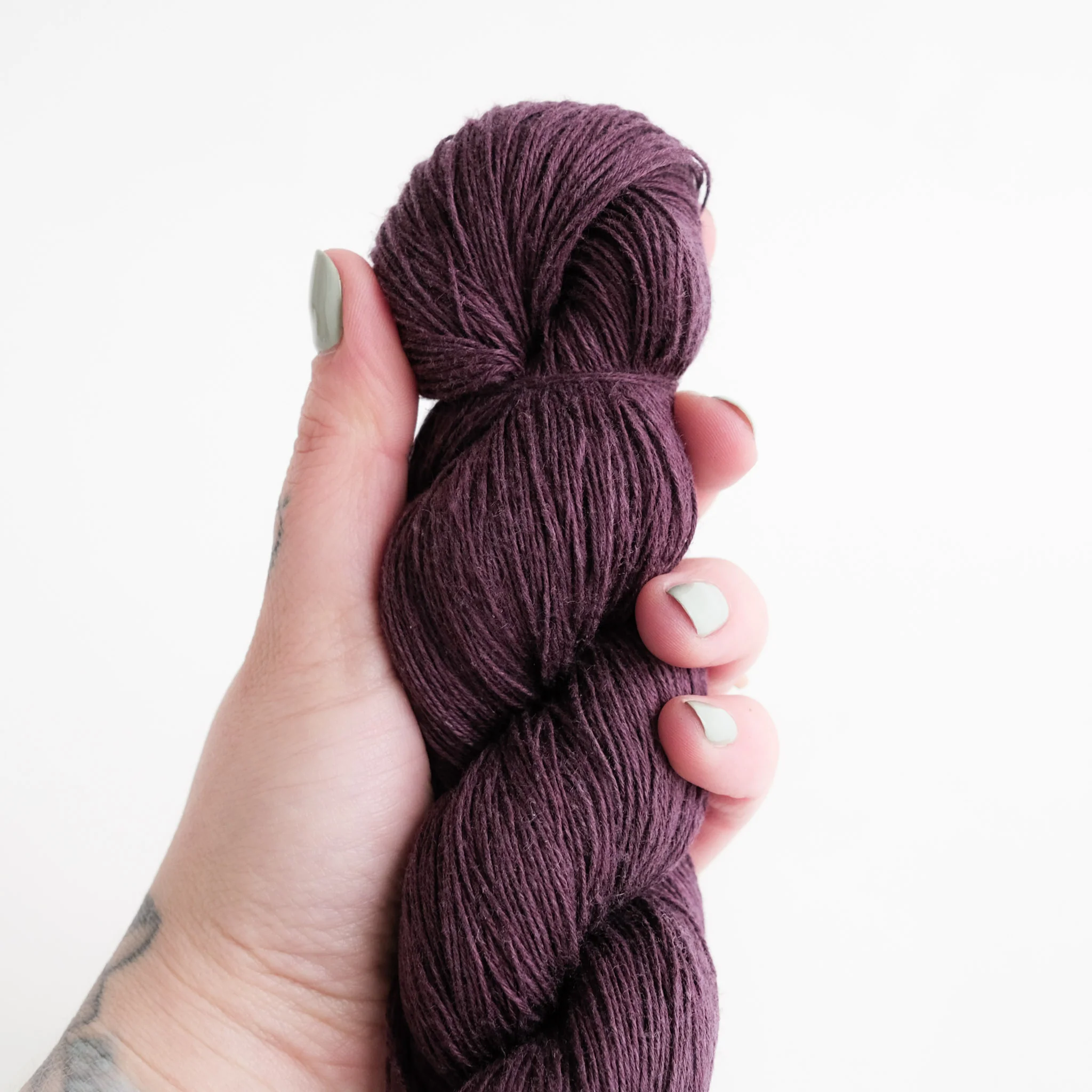 Honest Yarn - Naturally Dyed Organic Linen - Lace - Mulberry - Image 3
