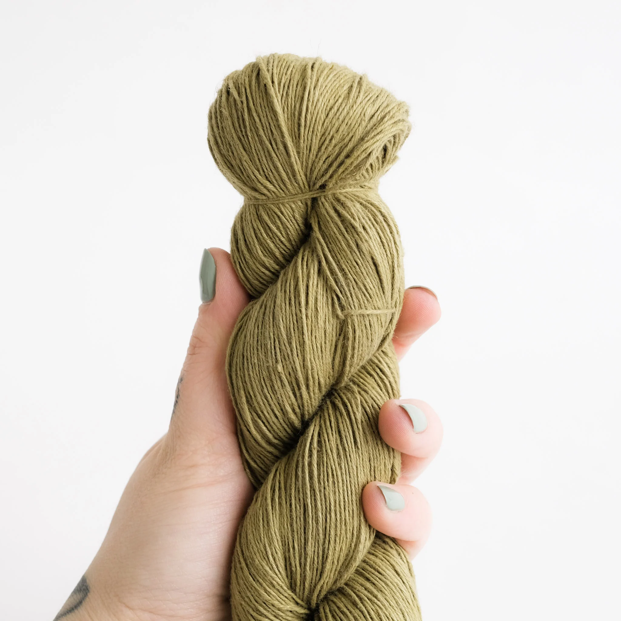 Honest Yarn - Naturally Dyed Organic Linen - Fingering - New Leaf - Image 3
