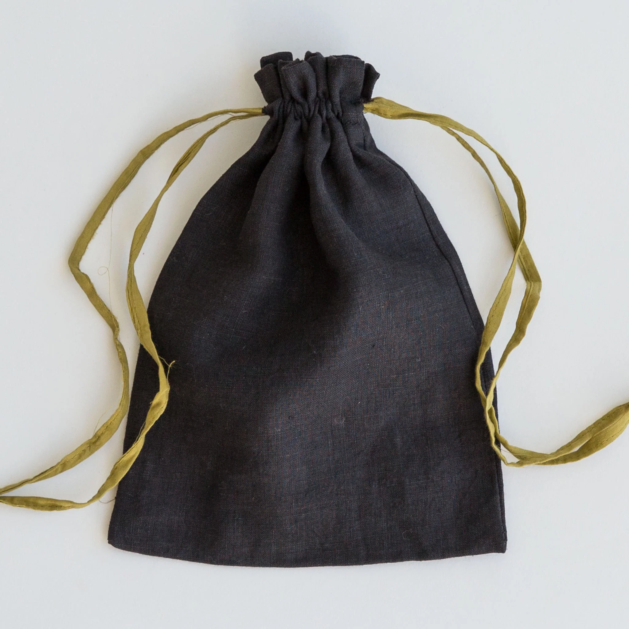 Drawstring Bag - Medium - Ash & Charcoal - Image 3