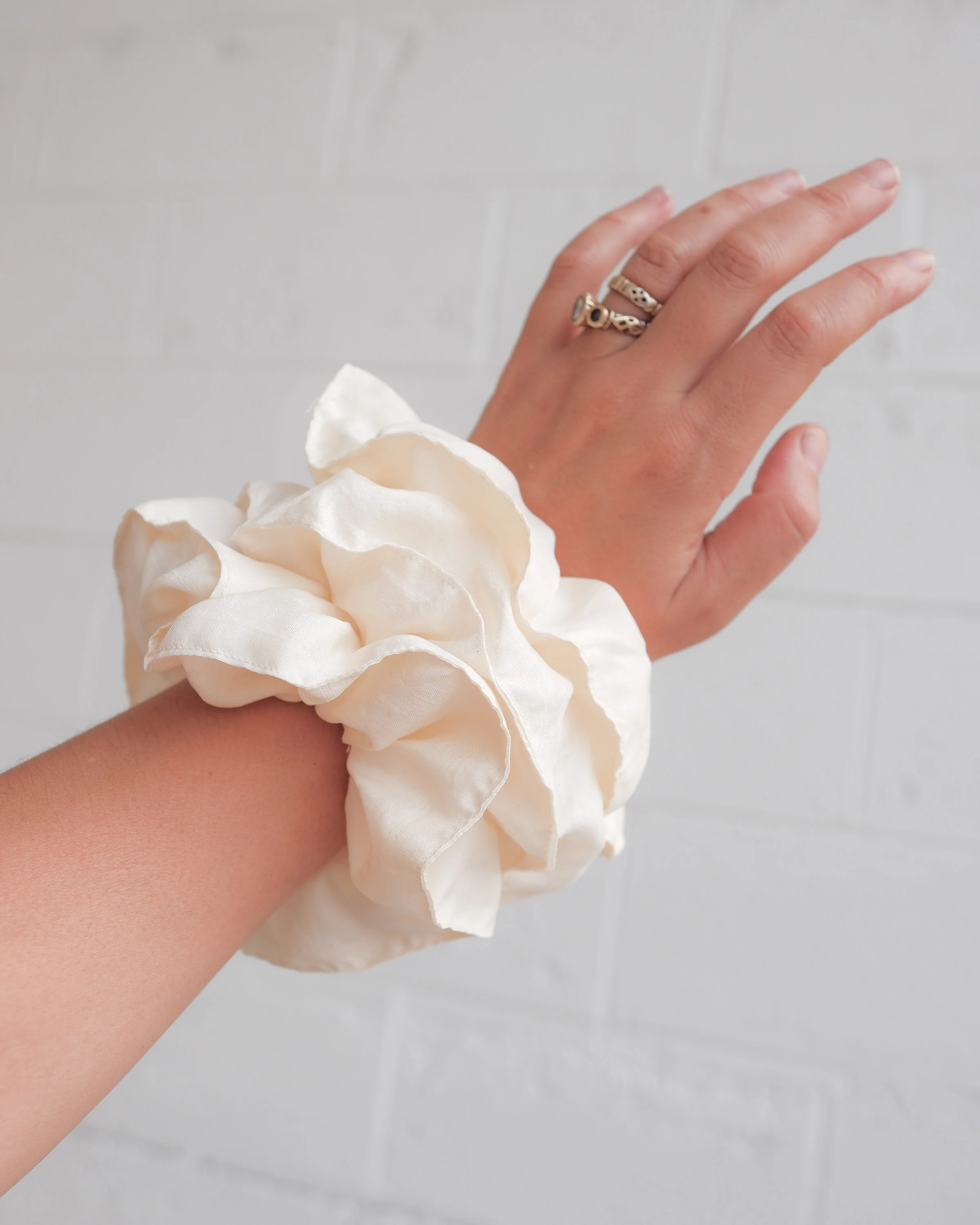 Silk Scrunchie - Medium Lush - Dyeable - Image 5