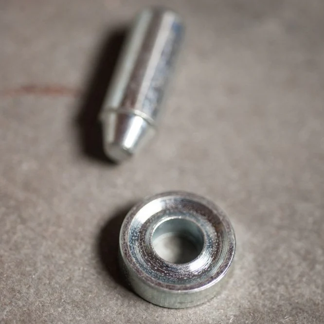 Eyelets - 10 pack with Setting Tool - Brass - Image 2