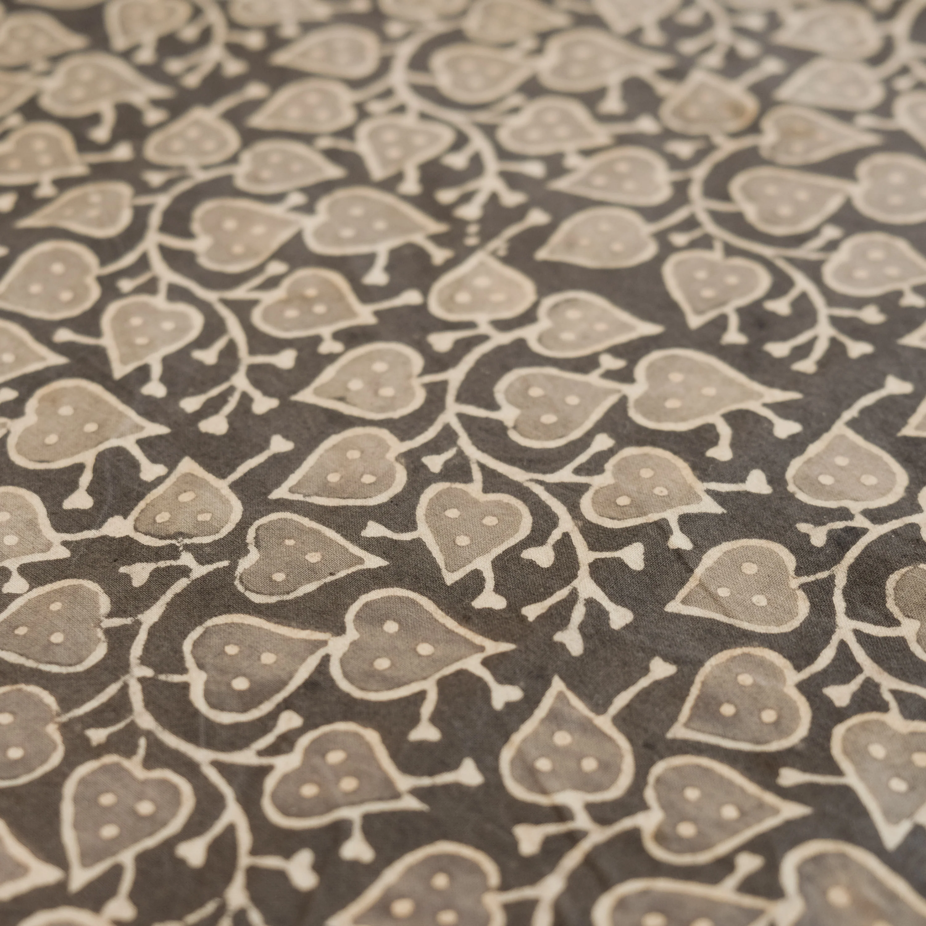 Fabric - Organic Cotton Block Printed with Natural Dyes - Earthy Heart Leaf - Image 4