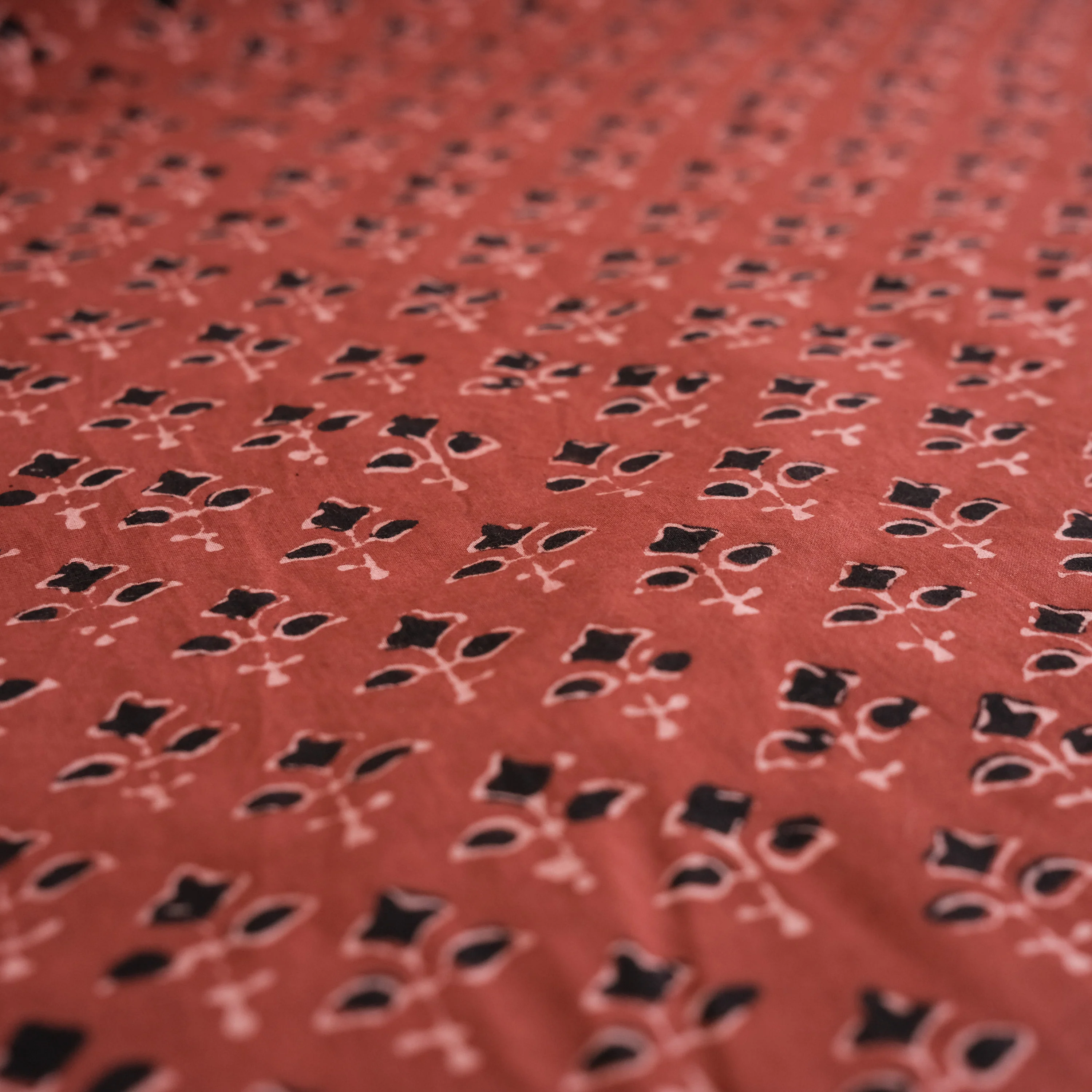 Fabric - Organic Cotton Block Printed with Natural Dyes - Madder Bhuti - Image 4
