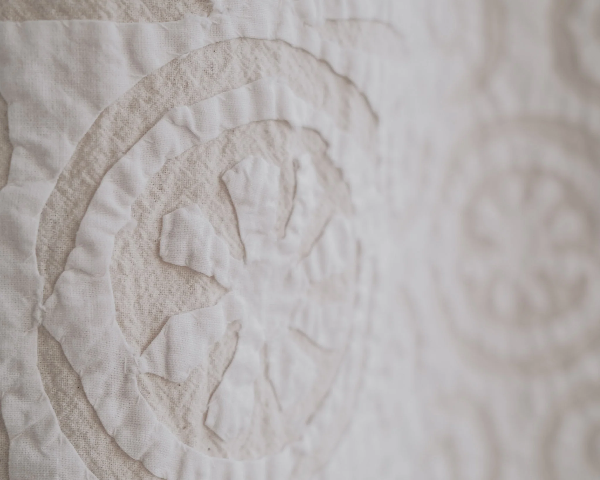 Handstitched Appliqué - Single/Twin - White on Natural - Lantern - Image 6