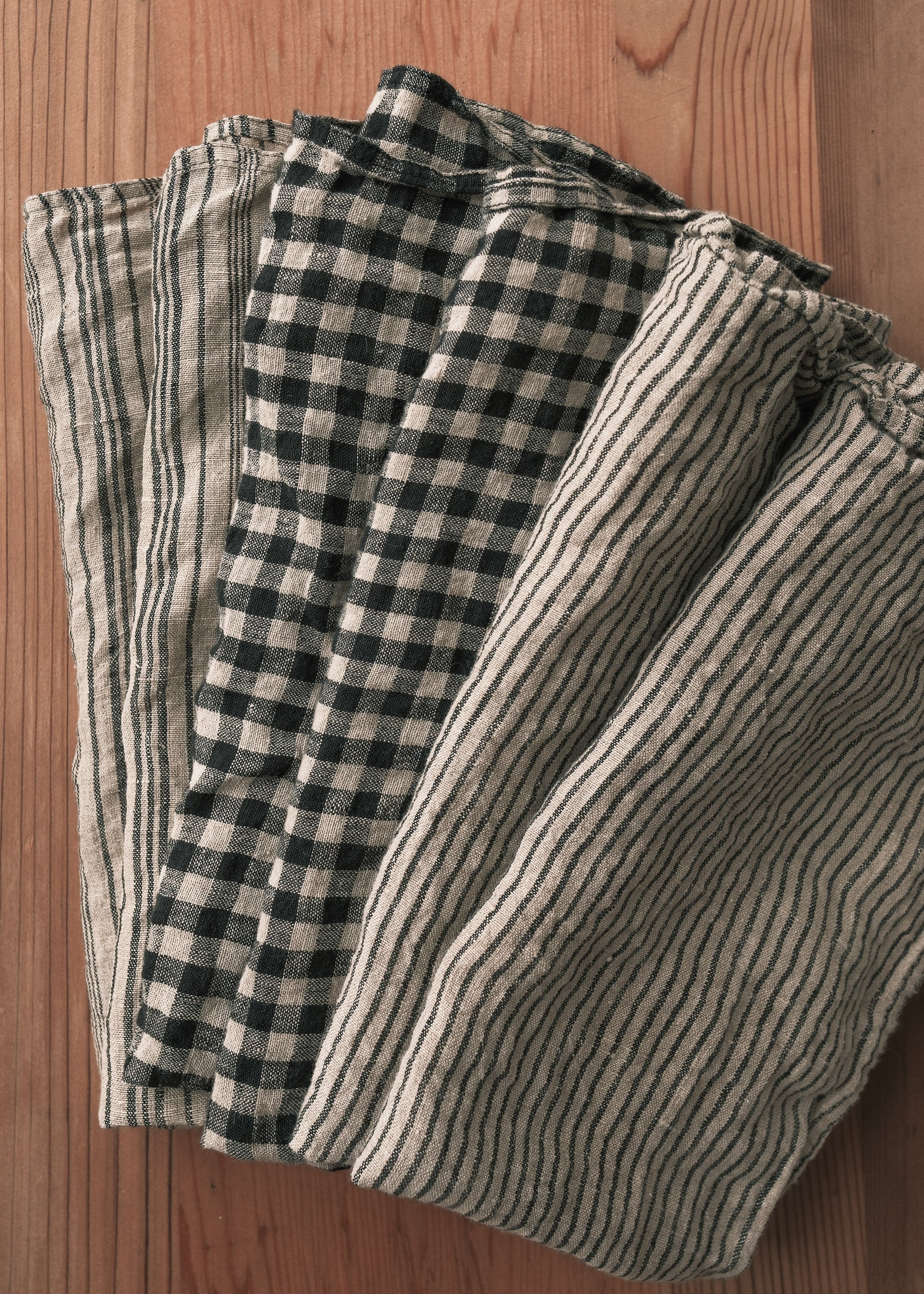 Handwoven Linen Napkins - Set of 6 - Timeless - Image 4