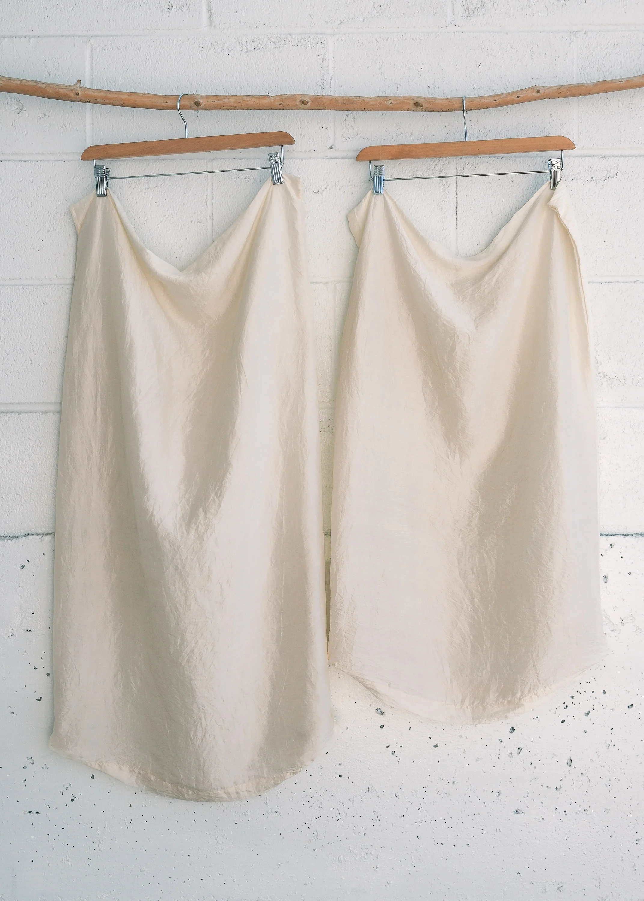 Handwoven Mulberry Silk Pillowcase - Image 3
