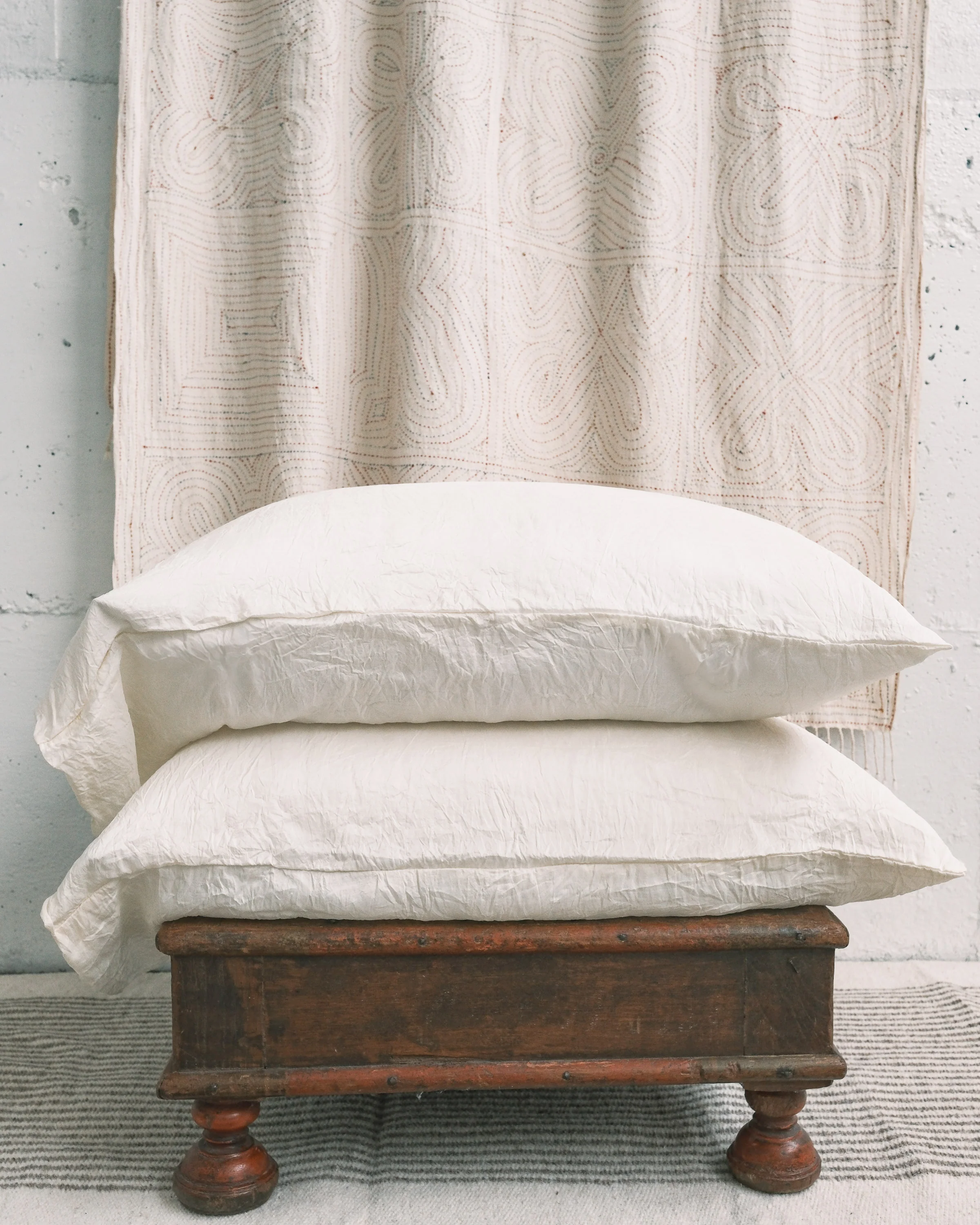 Handwoven Mulberry Silk Pillowcase - Image 4