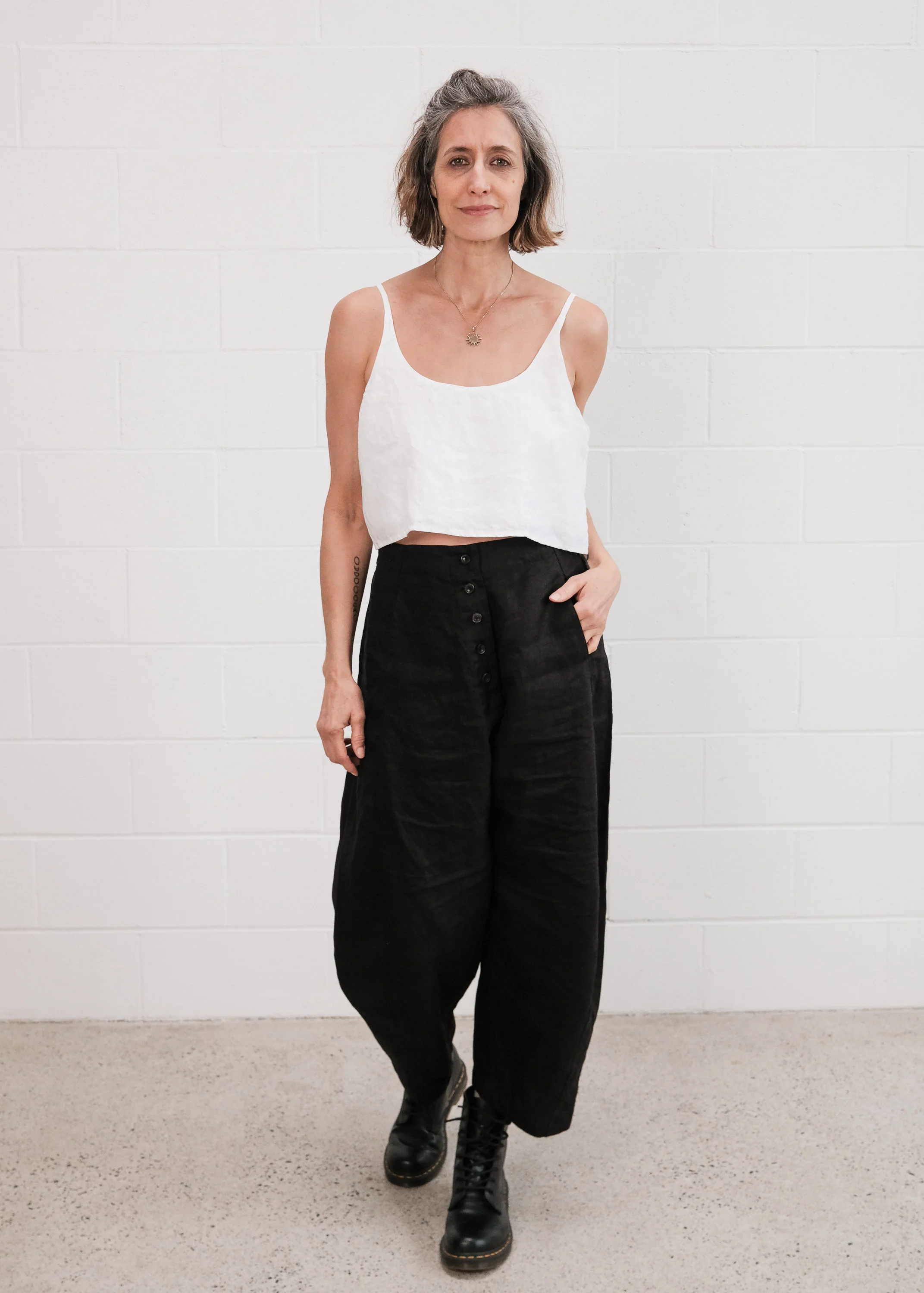 Hibiscus Crop Tank - Linen - White