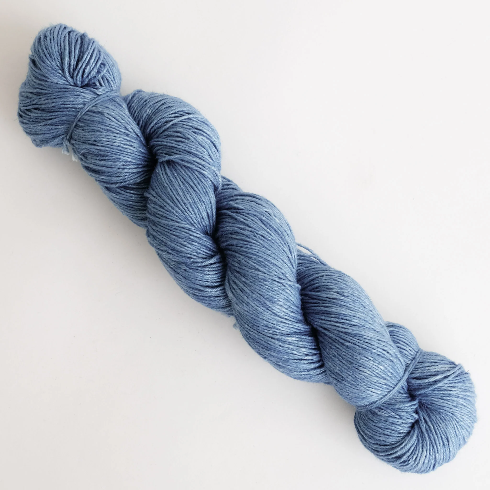 Honest Yarn - Naturally Dyed Organic Linen - Sport - Indigo Light - Image 4