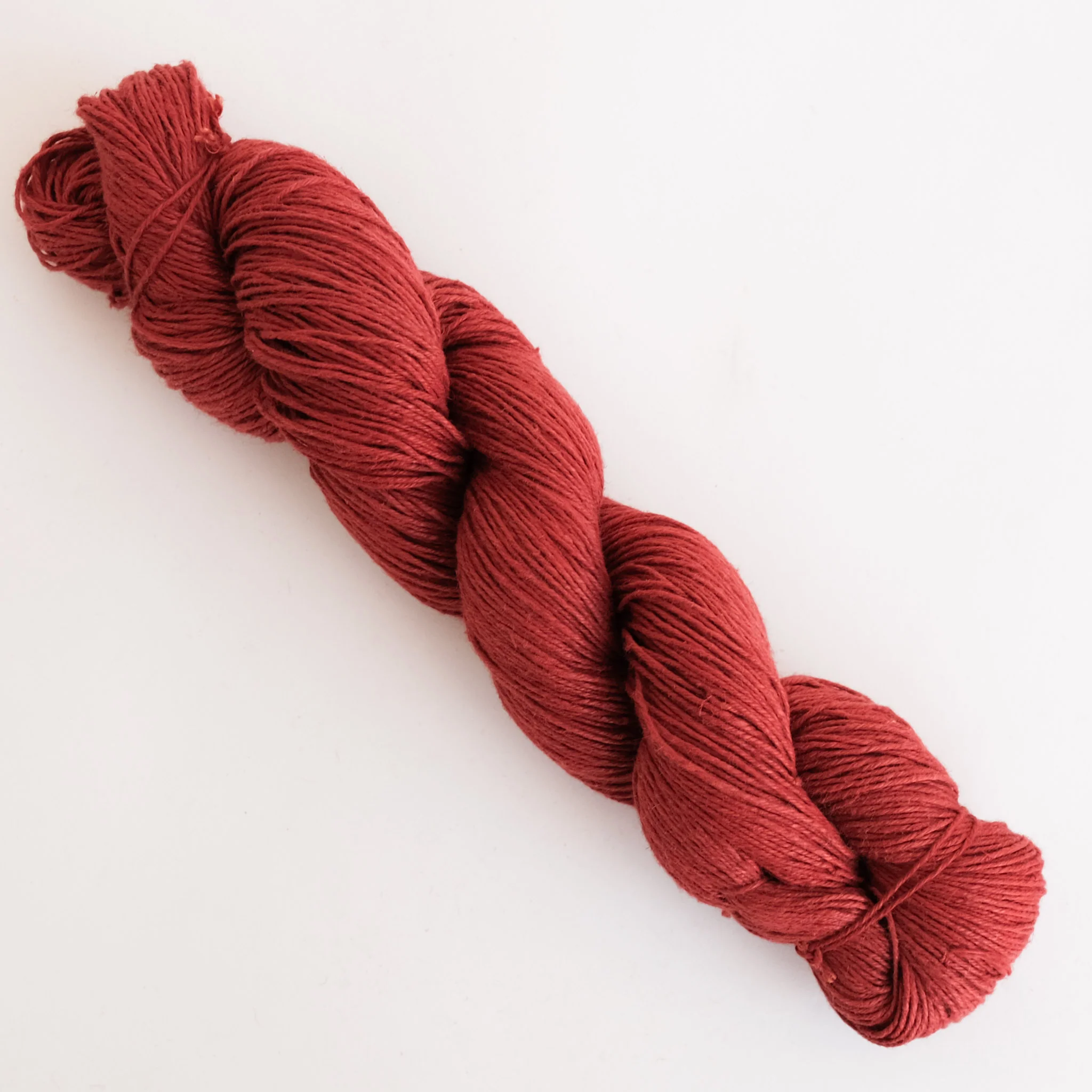 Honest Yarn - Naturally Dyed Organic Linen - Sport - Madder Dark - Image 4