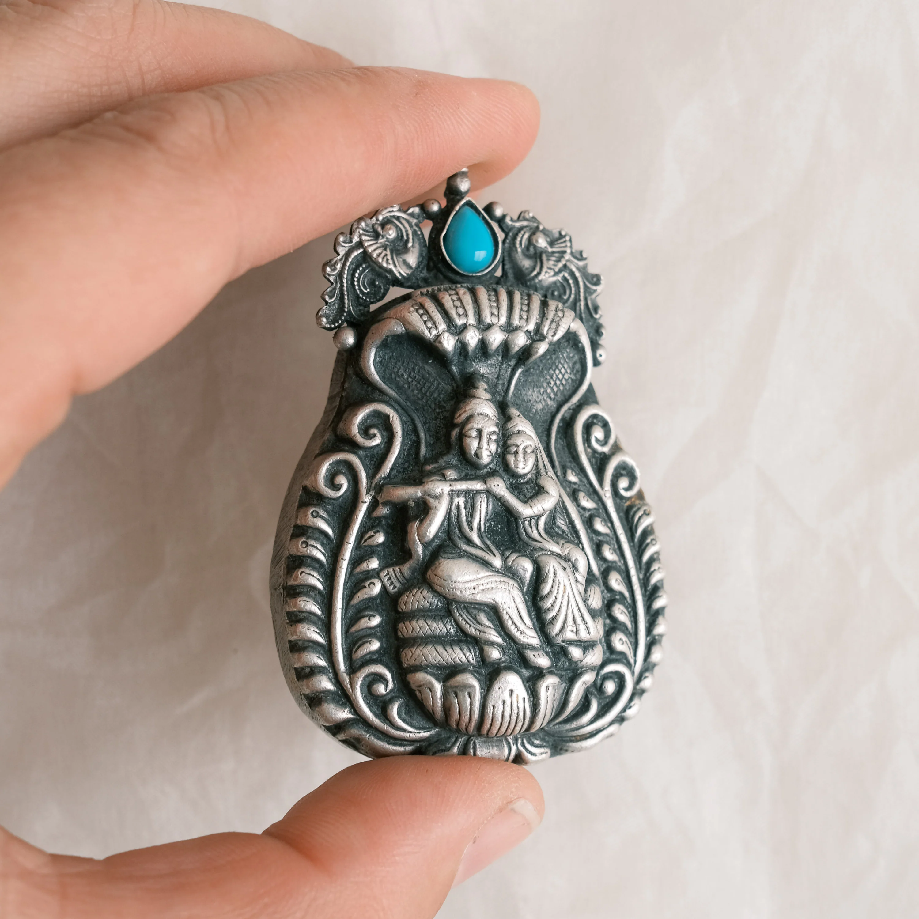 Jewellery - Pendant - Vintage Silver Song with Turquoise - Image 2