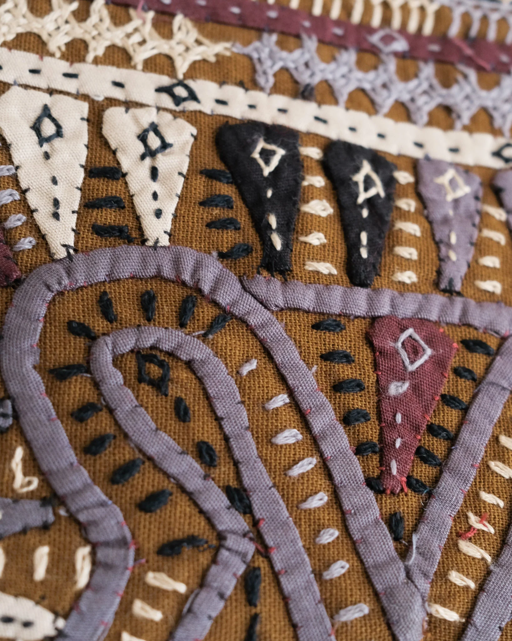 Kachchh Embroidery - Clutch - Dhebaria Rabari - Tiger Eye - Image 2