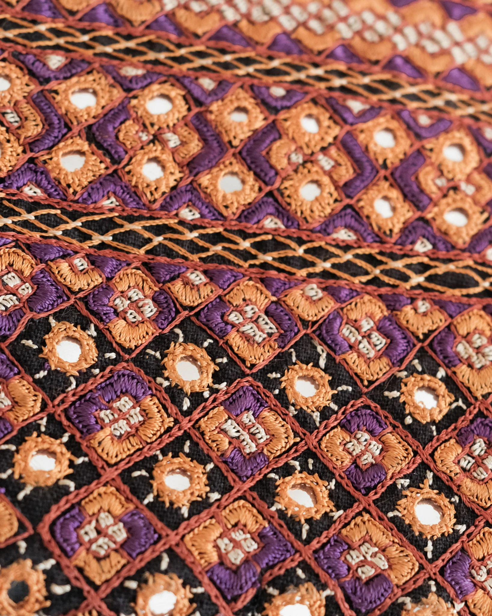 Kachchh Embroidery - Clutch - Sodha Rajput - Amber Lights - Image 2