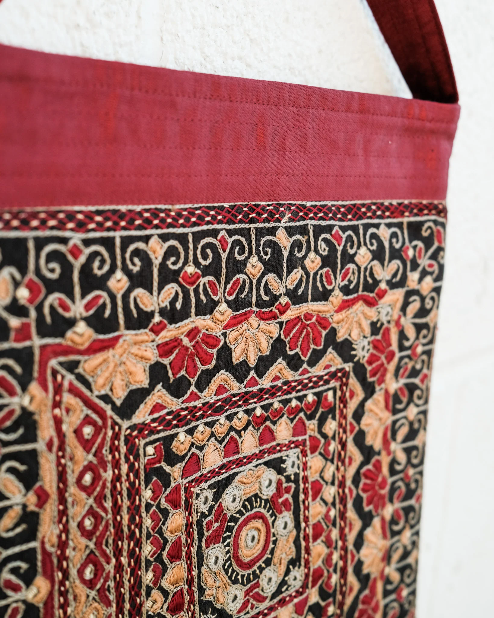 Kachchh Embroidery - Shoulder Bag - Sodha Rajput - Divine - Image 4