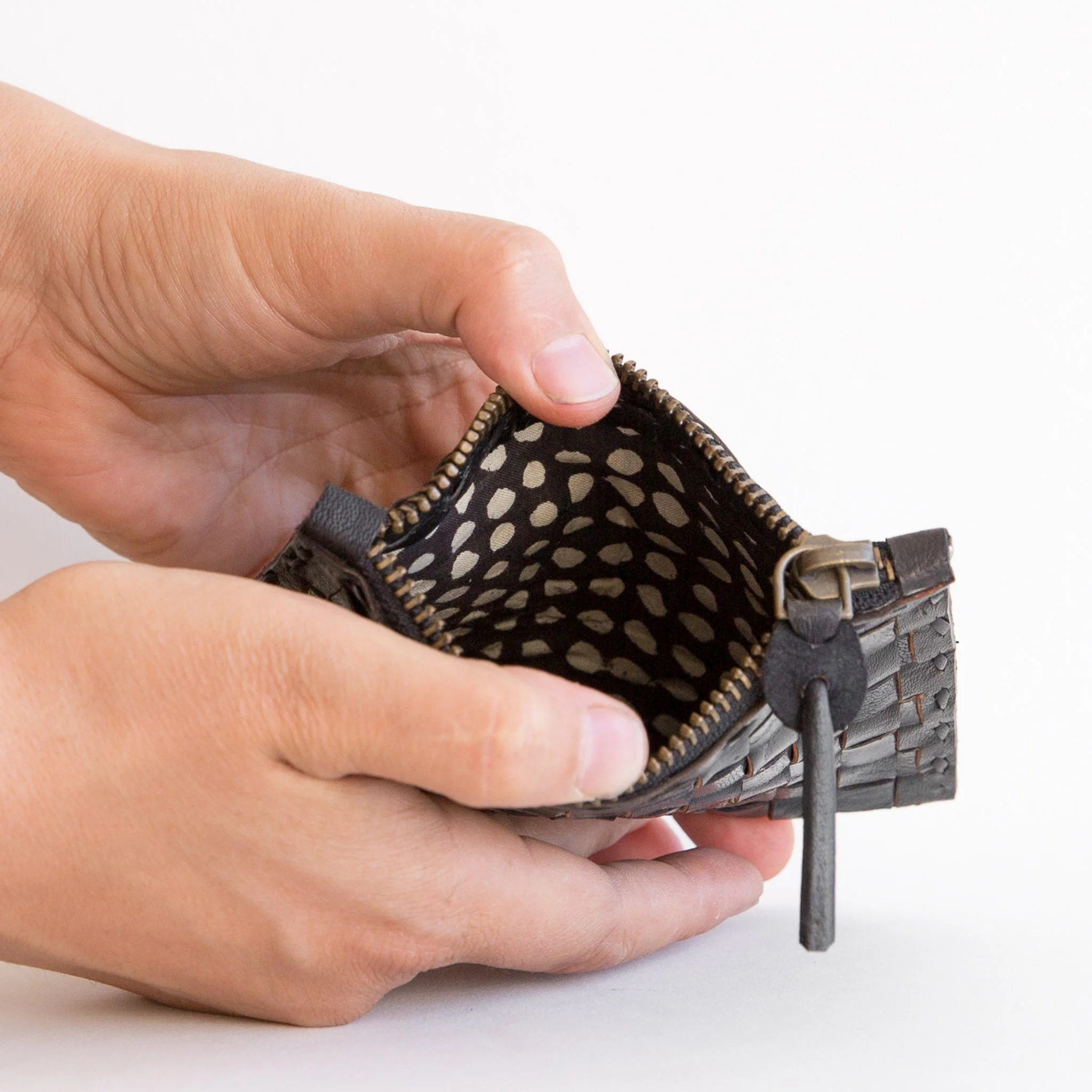 Leather Woven Card Case - Small - Black - Image 2