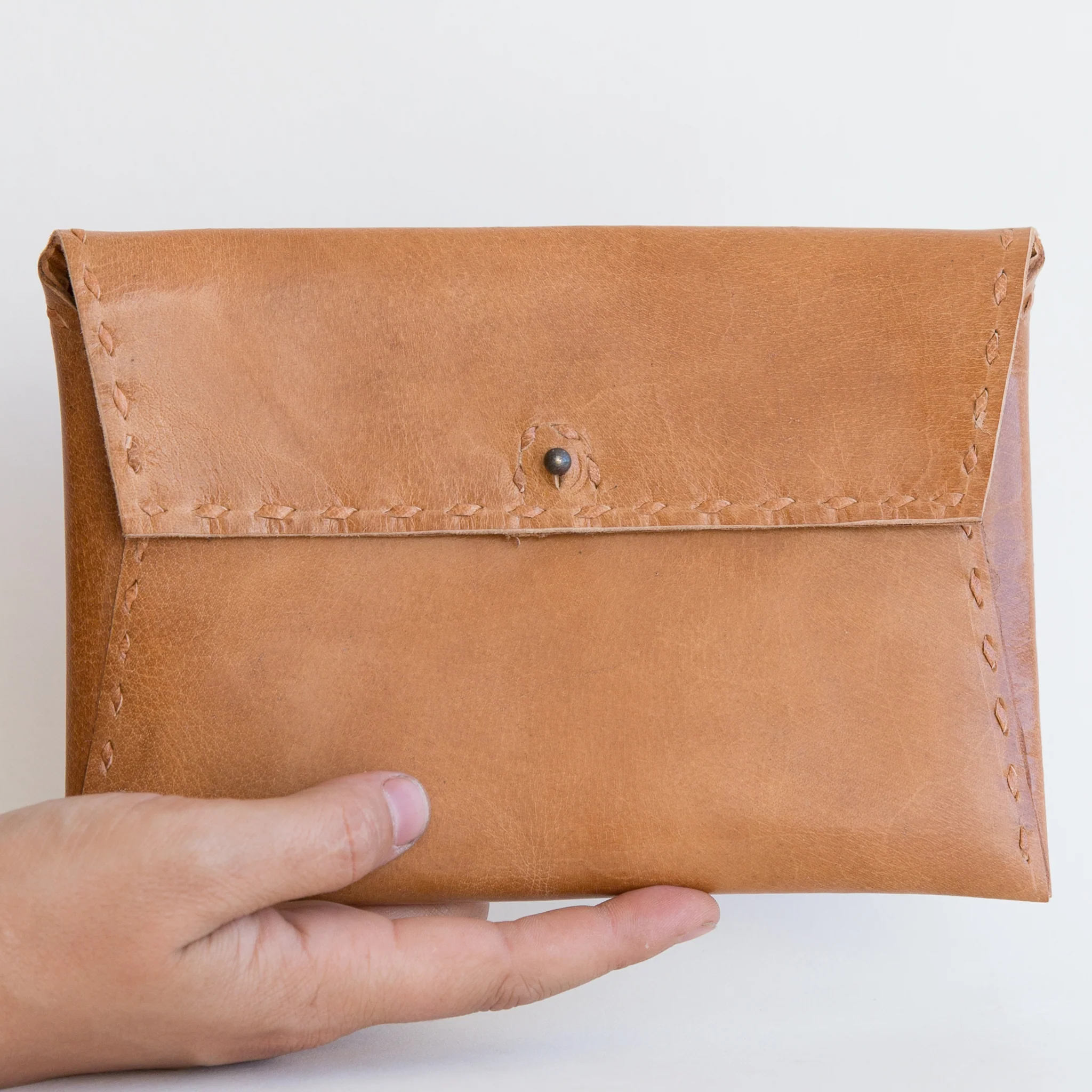 Leather Envelope Pouch - Tan
