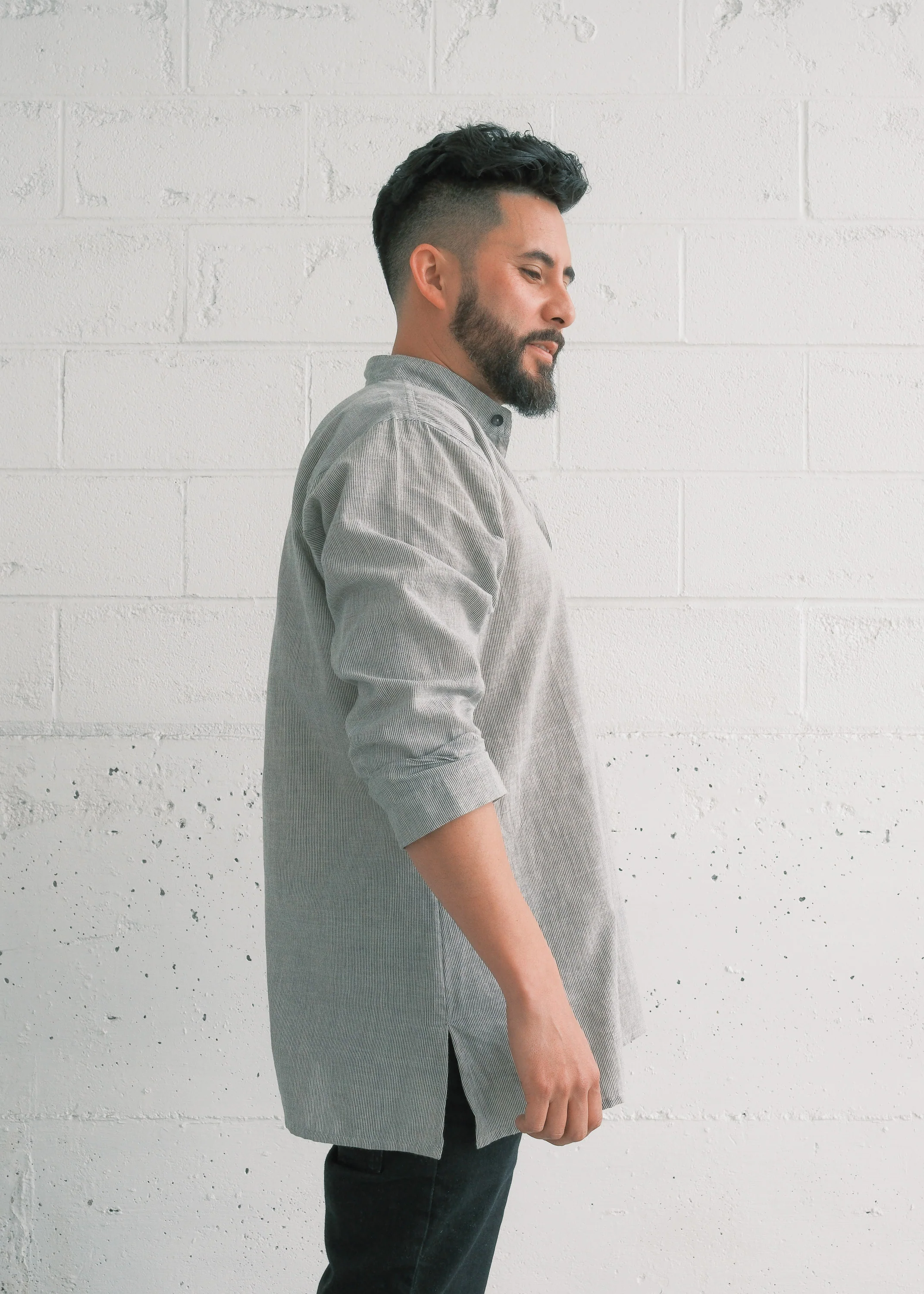 Mahout Shirt - Handwoven Cotton - Graphite - Image 4
