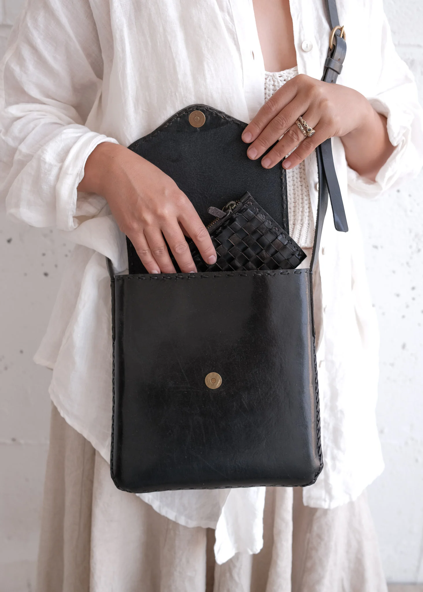 Leather Messenger Bag - Black
