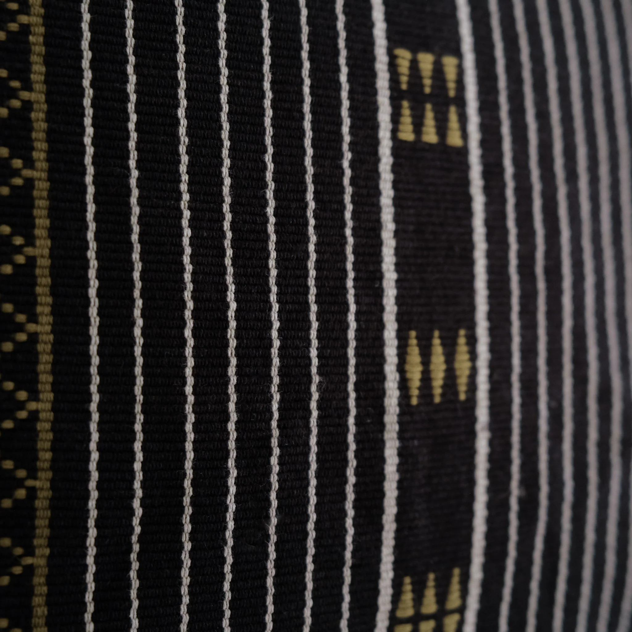 Nagaland - Handwoven 16" Cushion Cover - Interconnect - Image 3