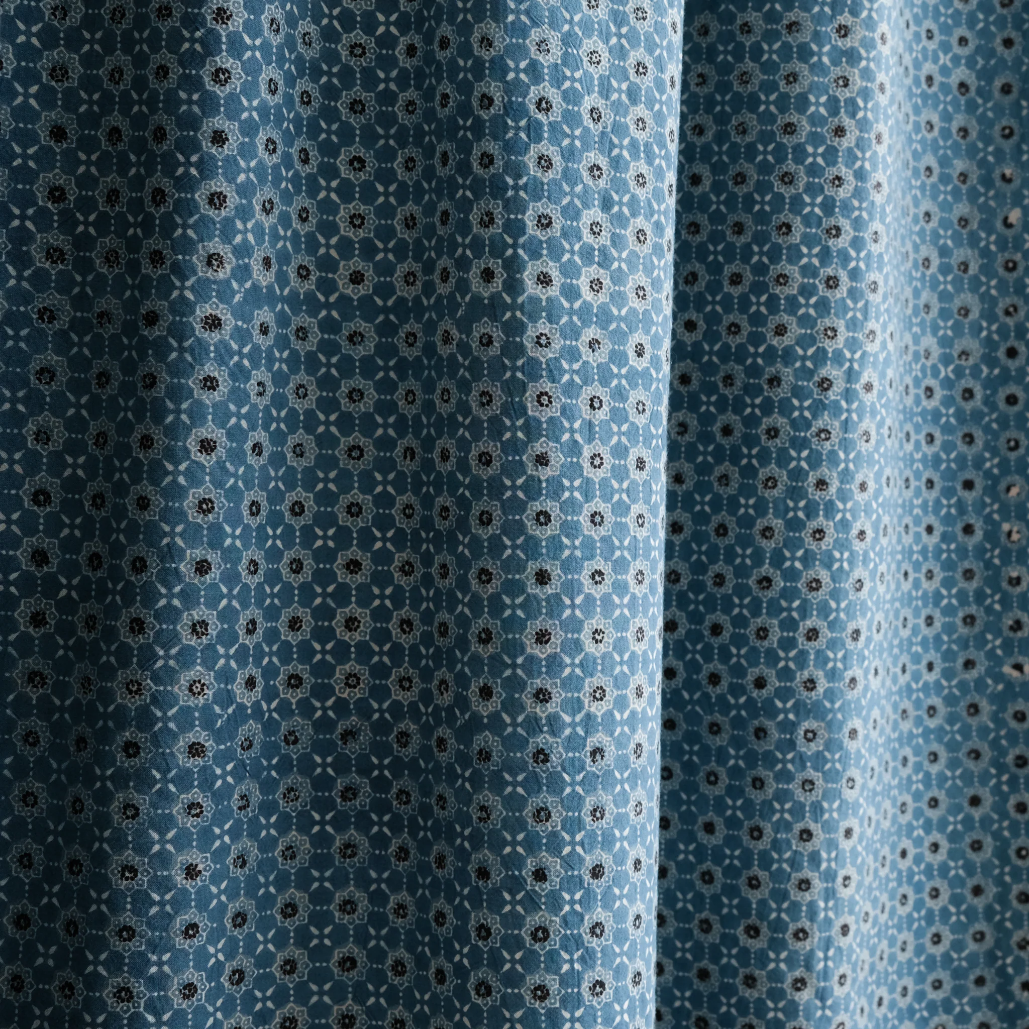 Organic Cotton Duvet Cover - Ajrakh Indigo Florette - Image 5