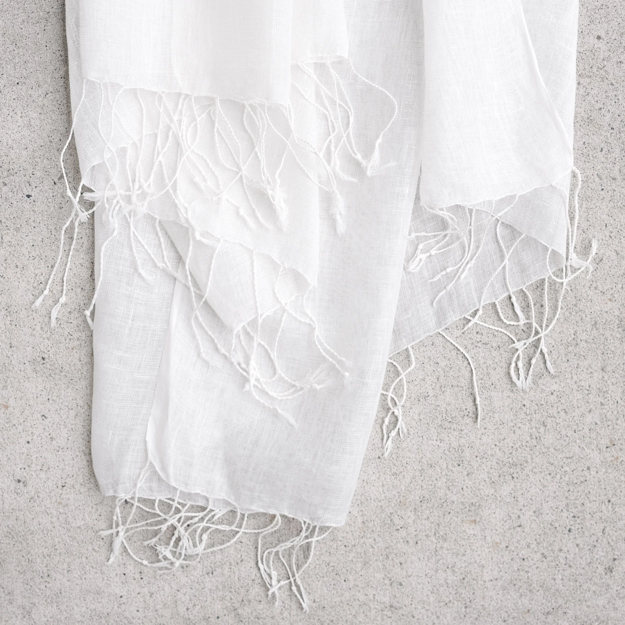 Shawls - Linen Handwoven with Tassels - White (6 pack) - Image 6
