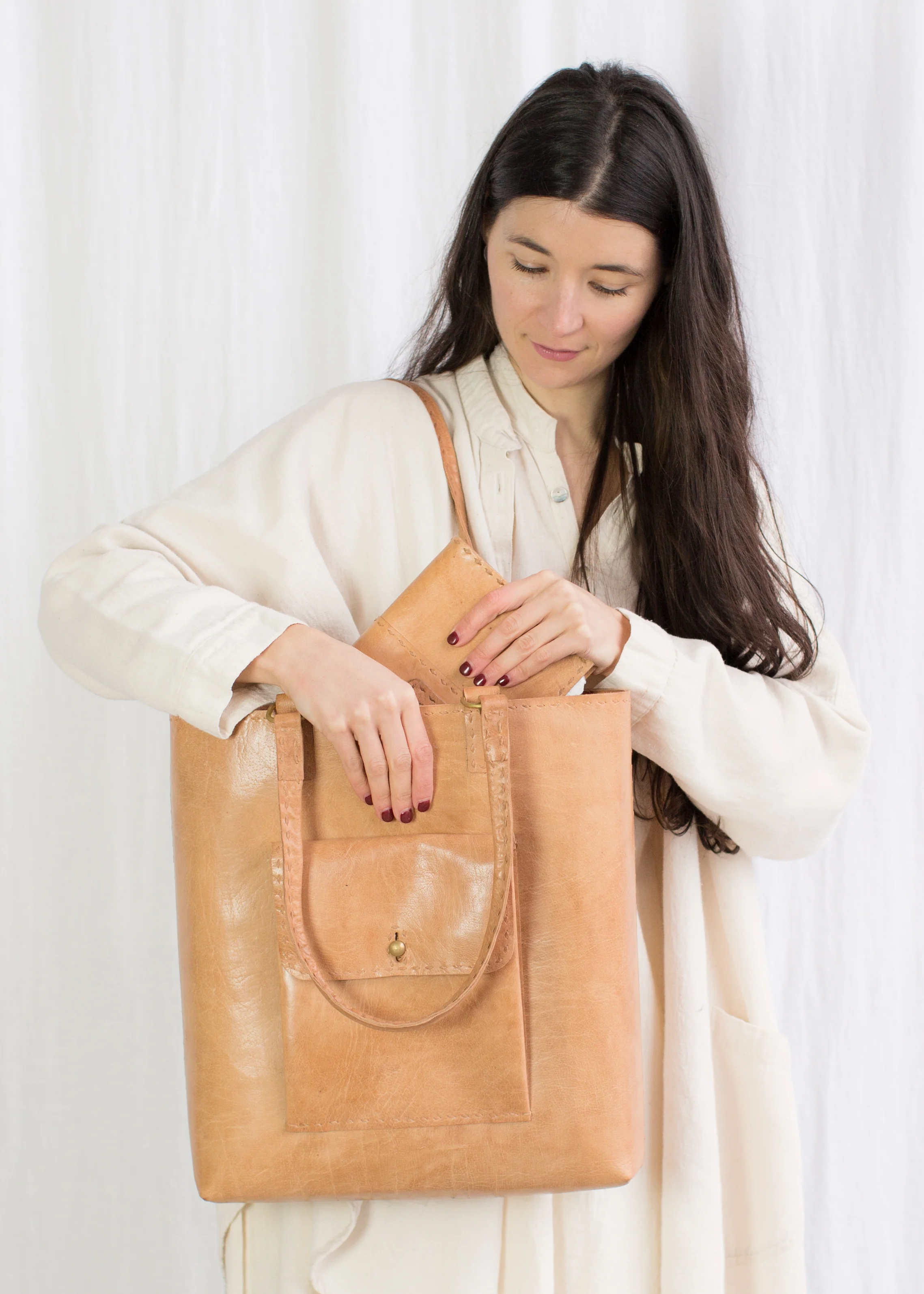 Leather Weekend Bag - Tan - Image 5
