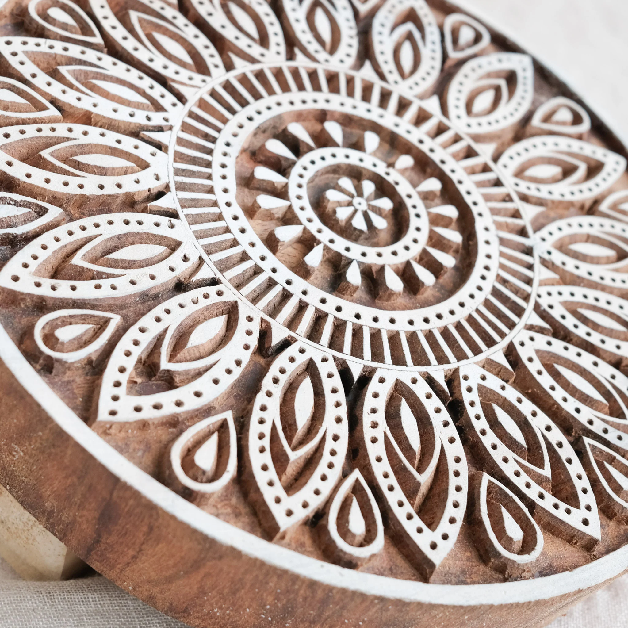 Wood Block - Flower Geometry - Image 3
