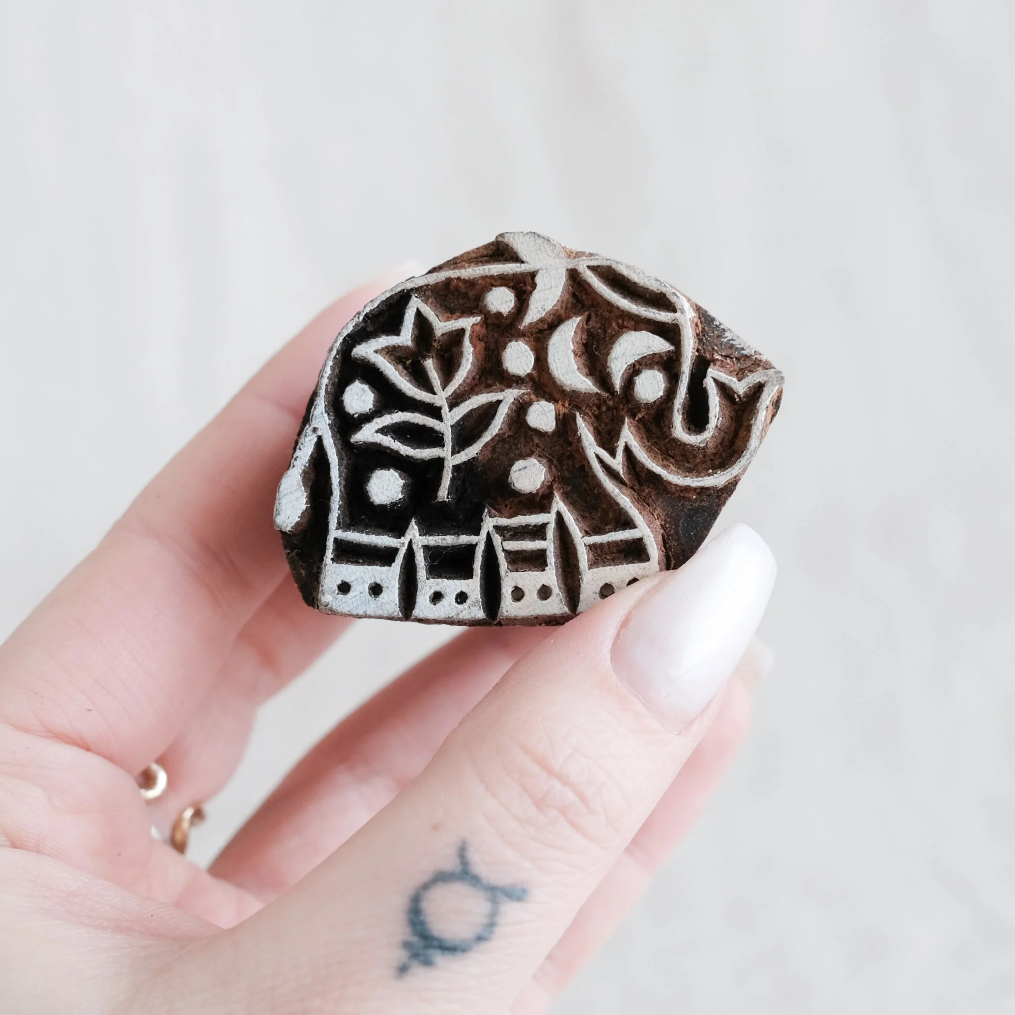 Wood Block - Painted Elephant - Image 2