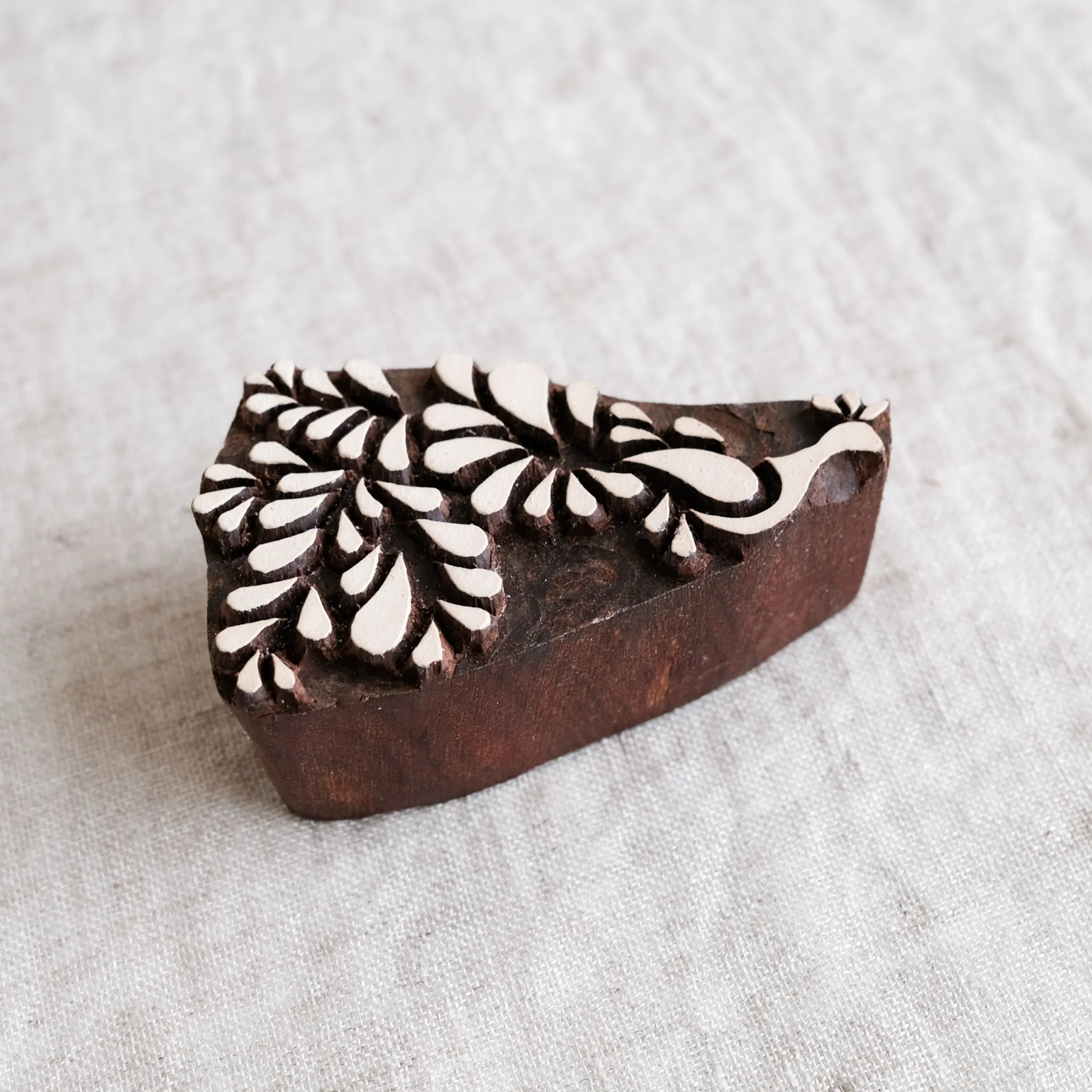 Wood Block - Pretty Peacock - Image 3