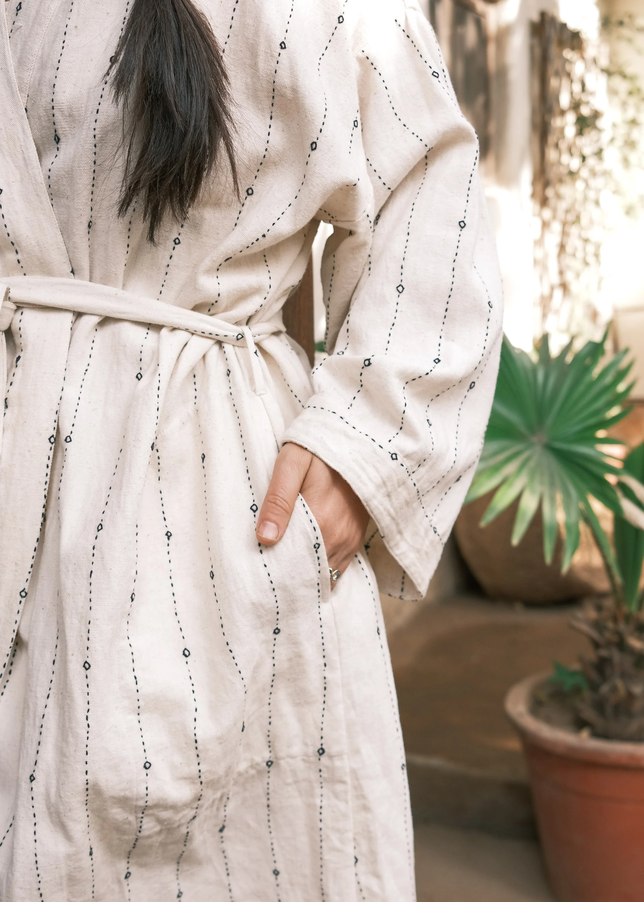 Yayla Robe - Handwoven Kala Cotton - Rabari Stitch - Image 7